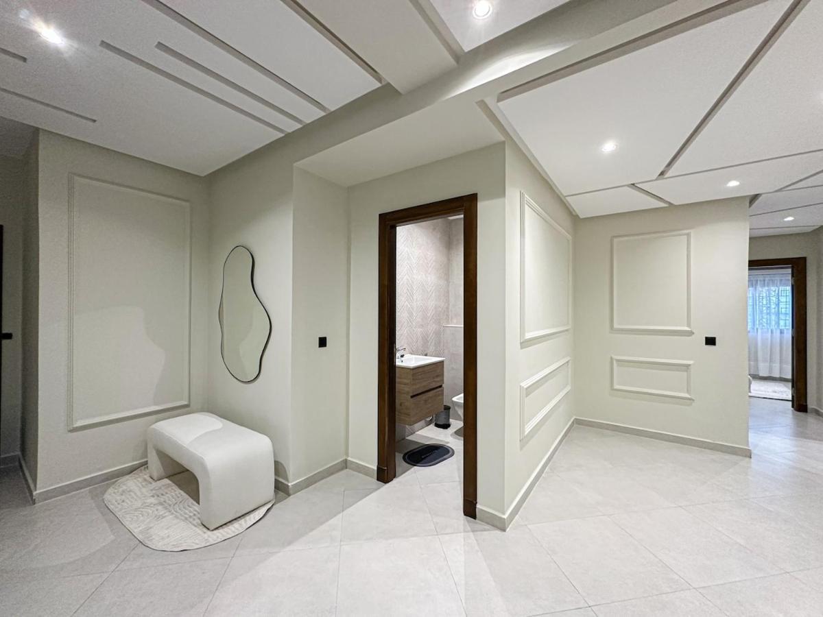 A Proximite De La 217 Apartment *